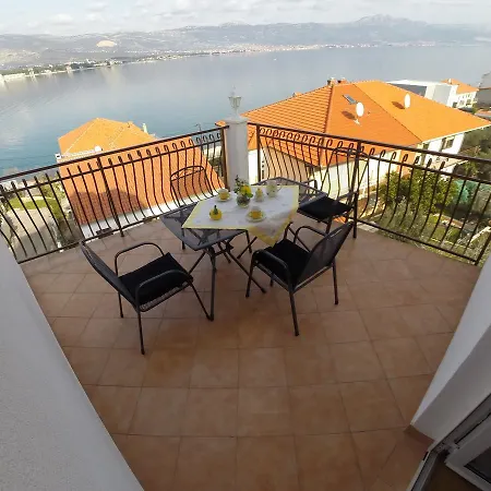 Ljiljana Apartman Trogir