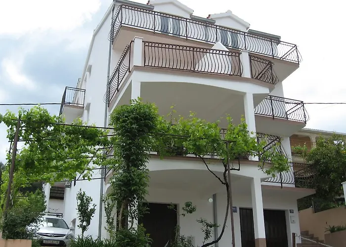 아파트 Ljiljana 트로기르