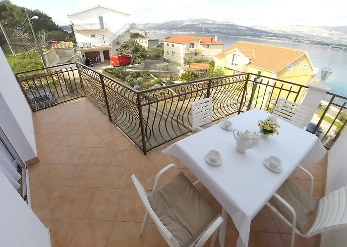 Ljiljana * 트로기르