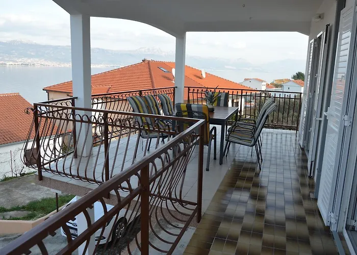 아파트 Ljiljana 트로기르